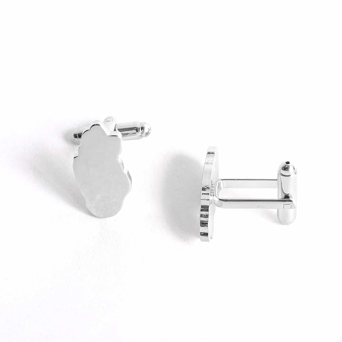 High Quality Qatar Map Shape Metal Cufflink with Leather Crozzling Box Shirt Suit for Men Decoration
