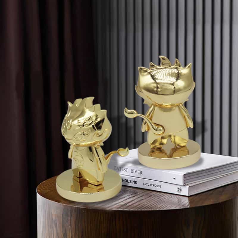 Metal Solid 3D Cartoon Figure Custom Ornament Table Décor