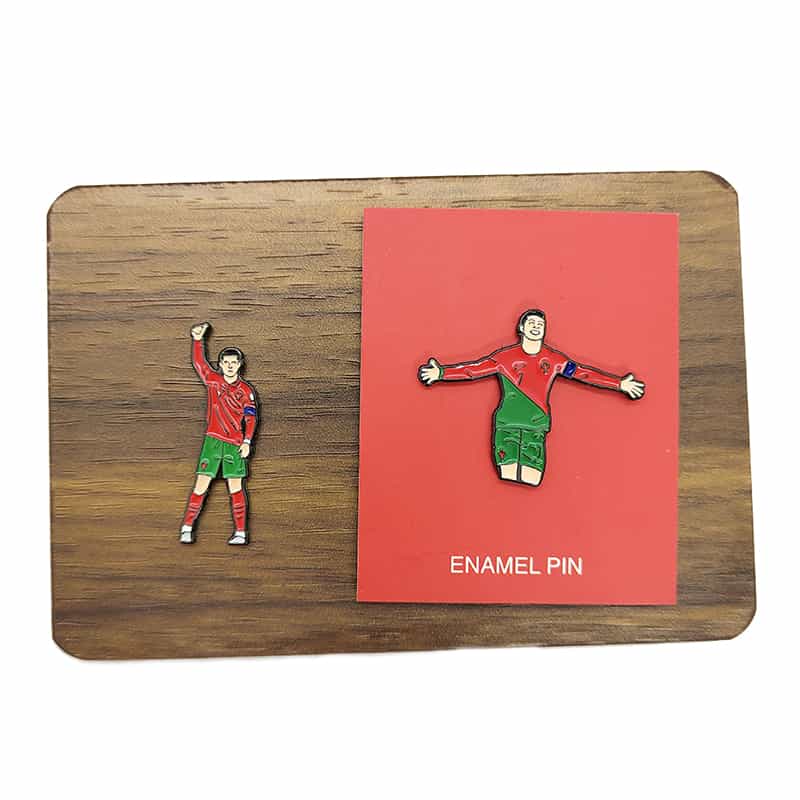 Zinc Alloy Injected Lacquer Super Portuguese Football Star Ronaldo Fan Badge Souvenir